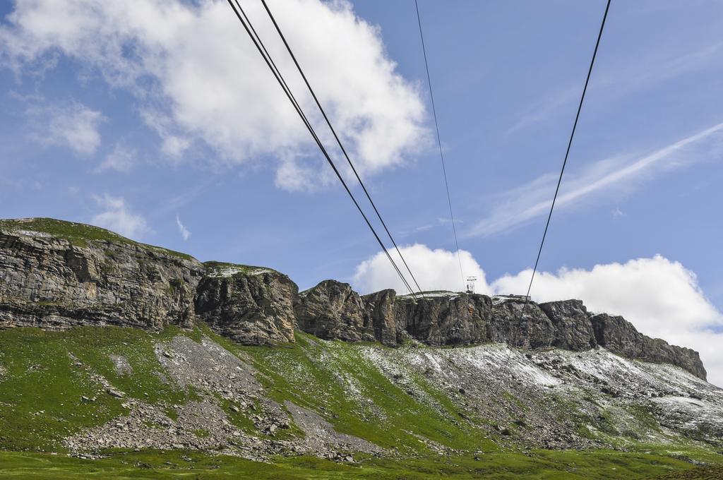 Berghotel Bonistock Melchsee Frutt Bagian luar foto