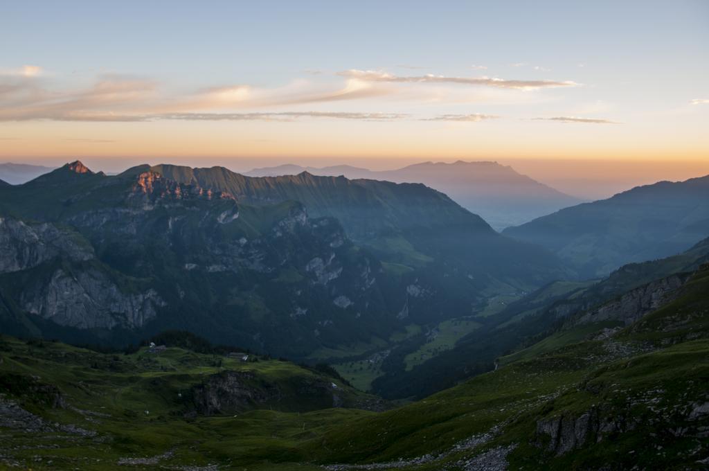 Berghotel Bonistock Melchsee Frutt Bagian luar foto