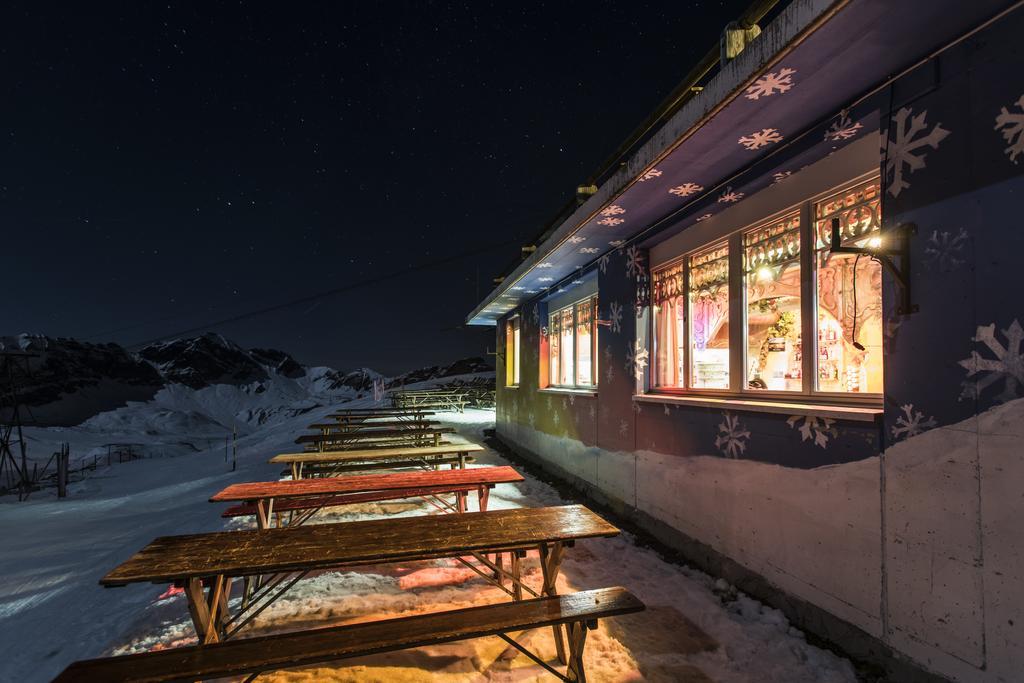 Berghotel Bonistock Melchsee Frutt Bagian luar foto